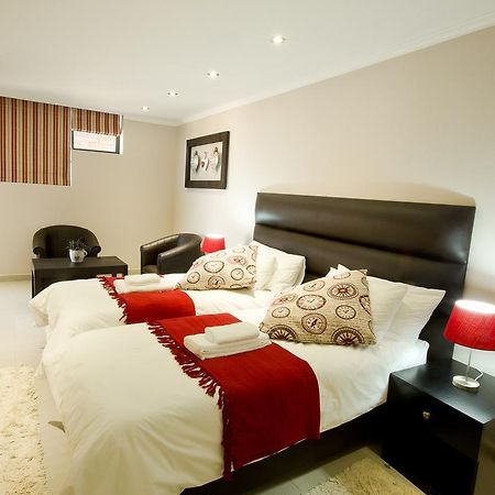 Cavallo Guesthouse Windhoek Esterno foto